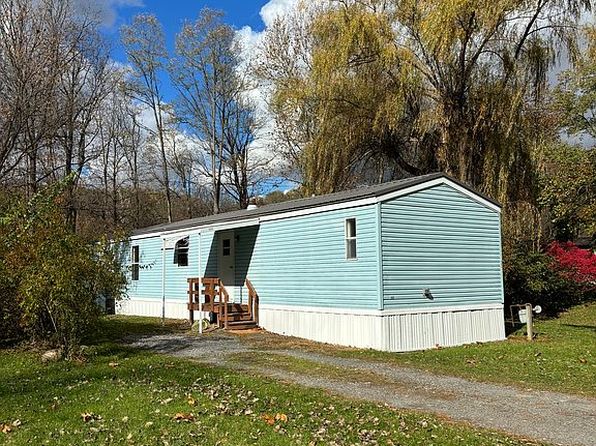 32 Babbling Brook Dr