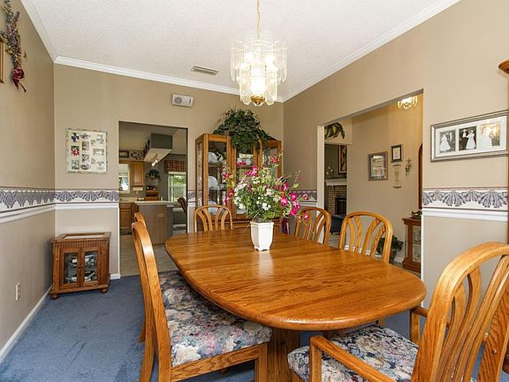 5th image of 5831 Long Cove Dr