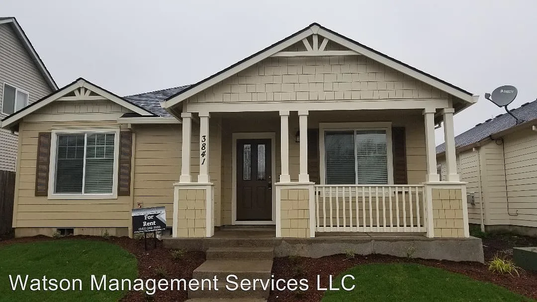 3841 Casting St SE photo 1