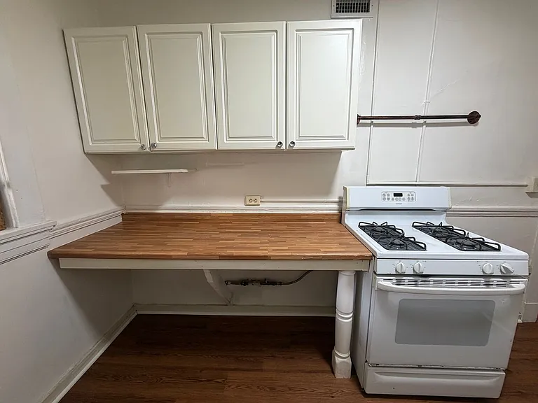 2327 Floyd Avenue — Photo 29