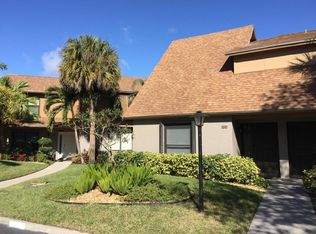 824 Sandtree Dr, Palm Beach Gardens, FL 33403