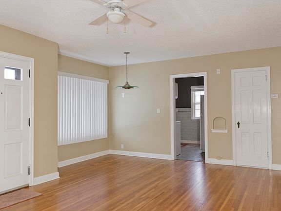 3rd image of 1914 6th Ave