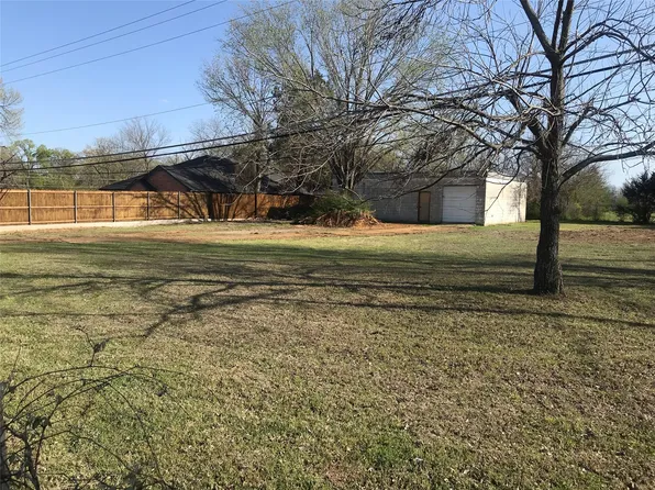 7026 Carter Rd, Dallas, TX 75217