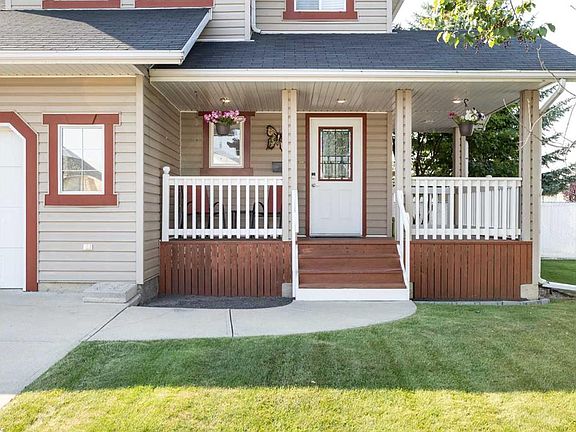 3rd image of 4344 SE 60a Avenue Cres