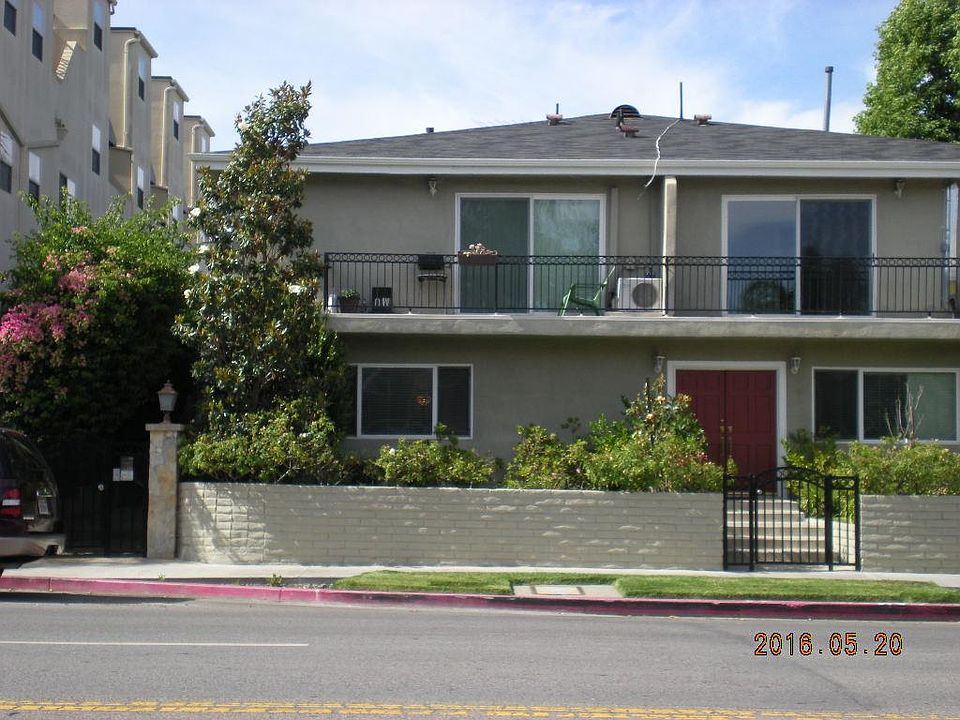Moorpark side of the building.