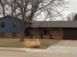 405 N Delaware Ave, York, NE 68467