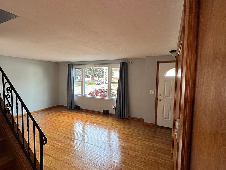 95 Labelle Ave — Photo 7