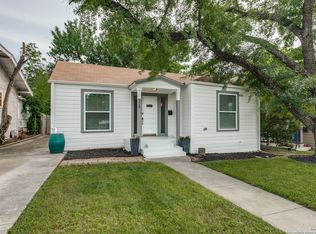 220 W Norwood Ct, San Antonio, TX 78212