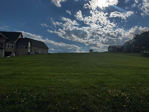 4th image of 2156 W Vintners Dr