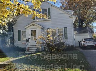 50 University Ter, Williston, VT 05401