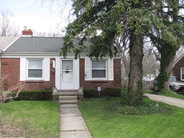 1st image of 19111 Roscommon St