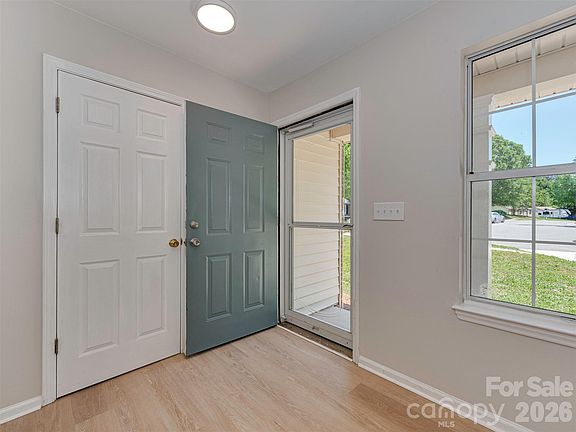 3rd image of 702 Selma Burke Ln