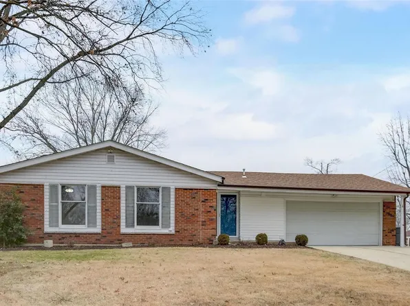 11815 Josse Dr, Saint Louis, MO 63128