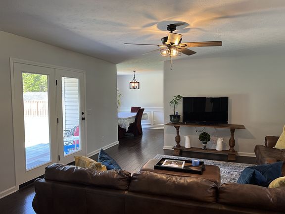 4th image of 1038 Fisk Park Dr