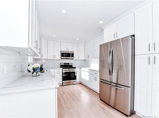 98 Bertrose Ave, Milford, CT 06460