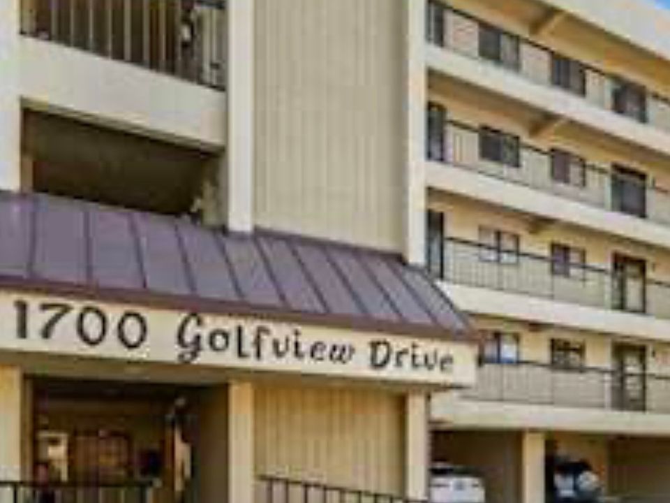 1st image of 1731 Golfview Dr