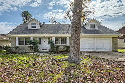 108 W Lilly Ln Photo 1