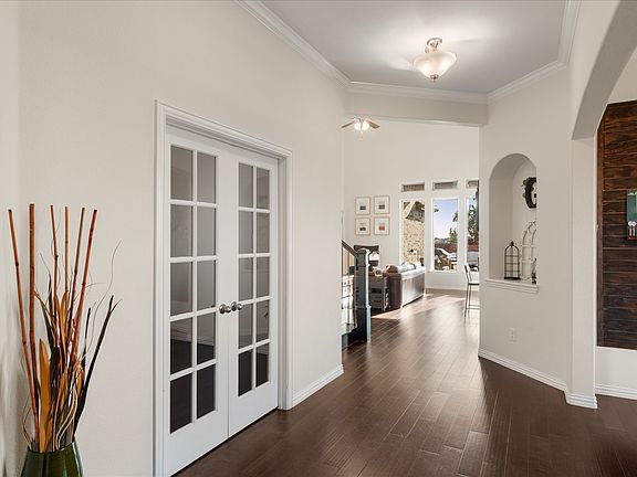2nd image of 3517 Montadale Ave