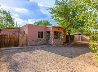 5201 Grande Dr NW, Albuquerque, NM 87107
