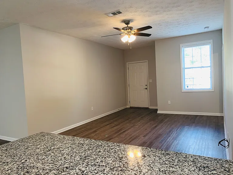 621 Jefferson St - DASH — Photo 9