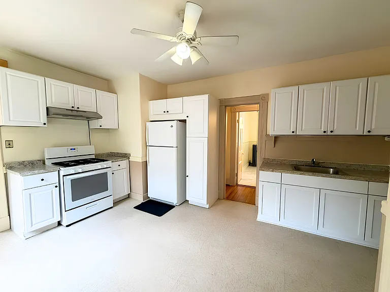 65 Firglade Ave #2 — Photo 6