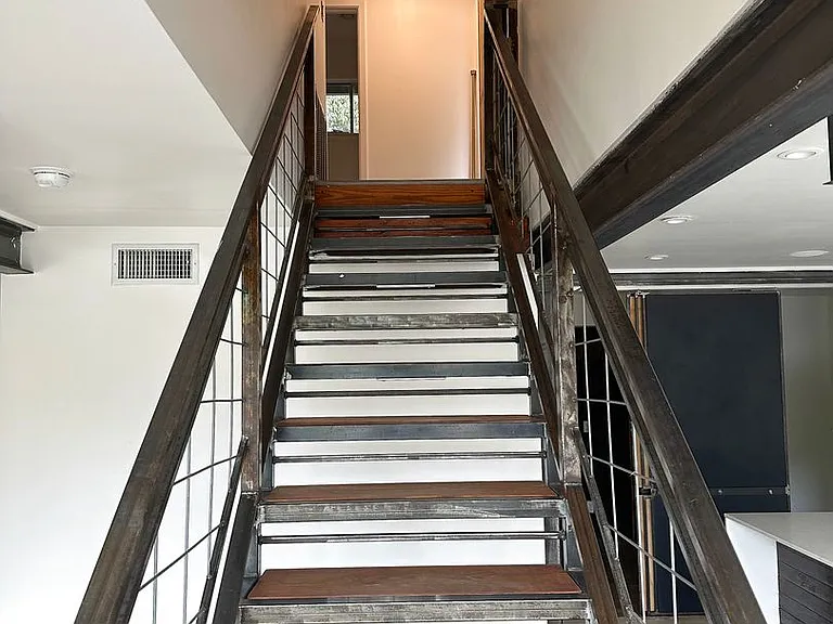 5100 Orleans Ct — Photo 17