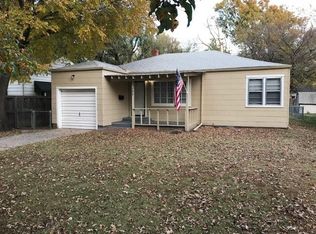 748 S Crestway Ave, Wichita, KS 67218