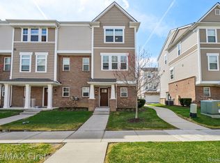 2500 Normandy Rd, Royal Oak, MI 48073