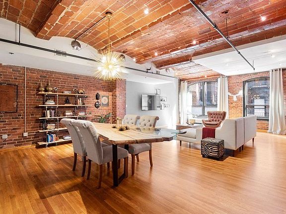 5th image of 121 Beach St Unit 303