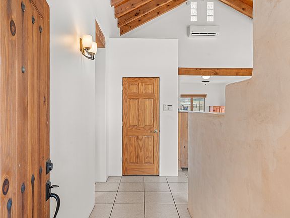 4th image of 3242 La Paz Ln