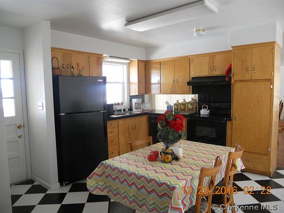 2nd image of 701 Circle Dr