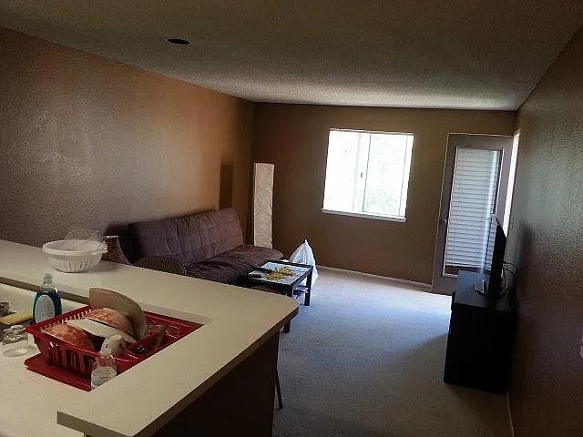 1 bed, 600 sqft, $2,798 — Photo 3