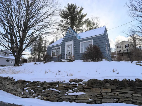 38 Bailey Street, Springfield, VT 05156