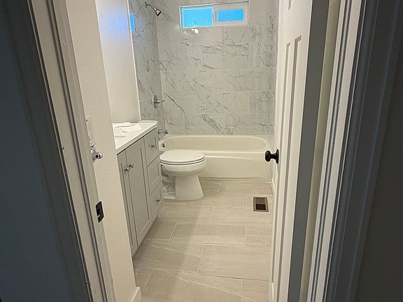4th image of 16531 E Villanova Pl