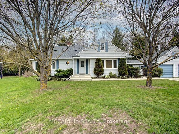 2nd image of 407113 Grey St W #4