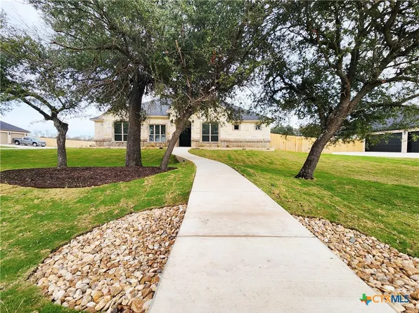 11012 Stinnett Mill Rd, Salado, TX 76571