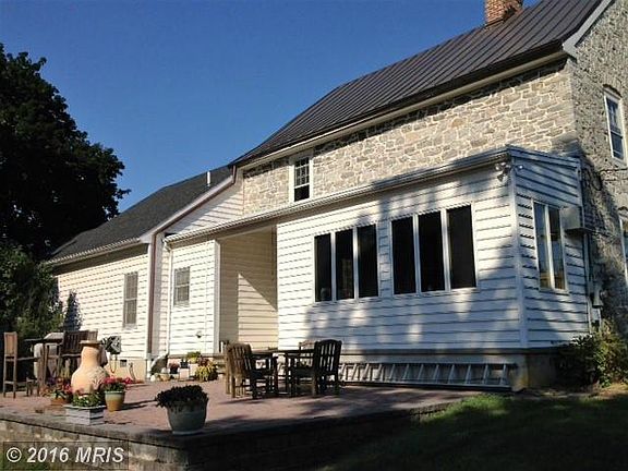 3rd image of 728 Antietam Dr