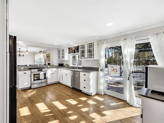 5th image of 169 Cedric Rd