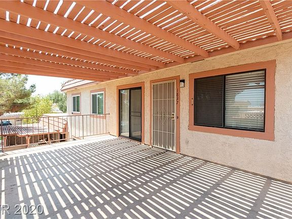 2nd image of 1837 Mimosa Ct