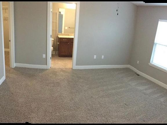 5th image of 2527 Buttonwood Dr