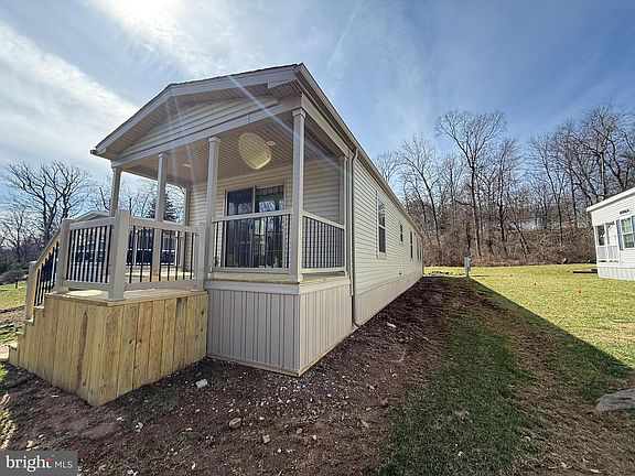 2nd image of 38 Lakeview Dr