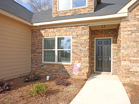 3rd image of 204 Ousley Way