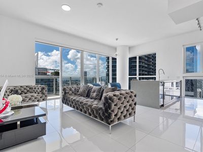 1080 Brickell Ave Unit 4209, Miami, FL, 33131