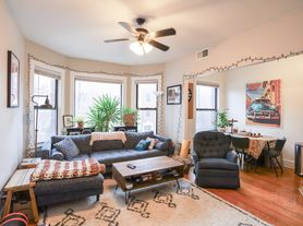 2629 N Spaulding Ave