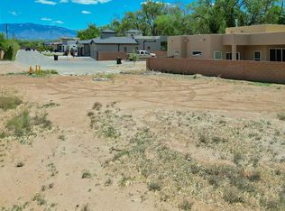 251 Valle Encantado Dr NW, Albuquerque, NM 87107