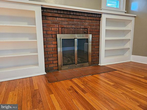 5th image of 305 Shelley Ave