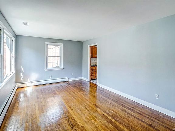 2nd image of 2916 Irisdale Ave