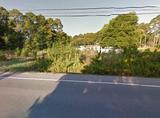 2425 Airport Rd, Panama City, FL 32405