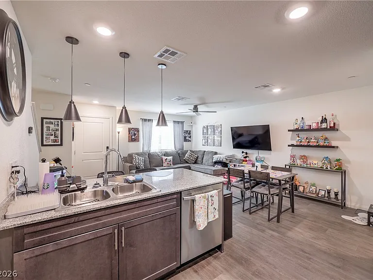 6816 Citron Mist Ct — Photo 13