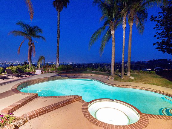 2nd image of 16946 Encino Hills Dr